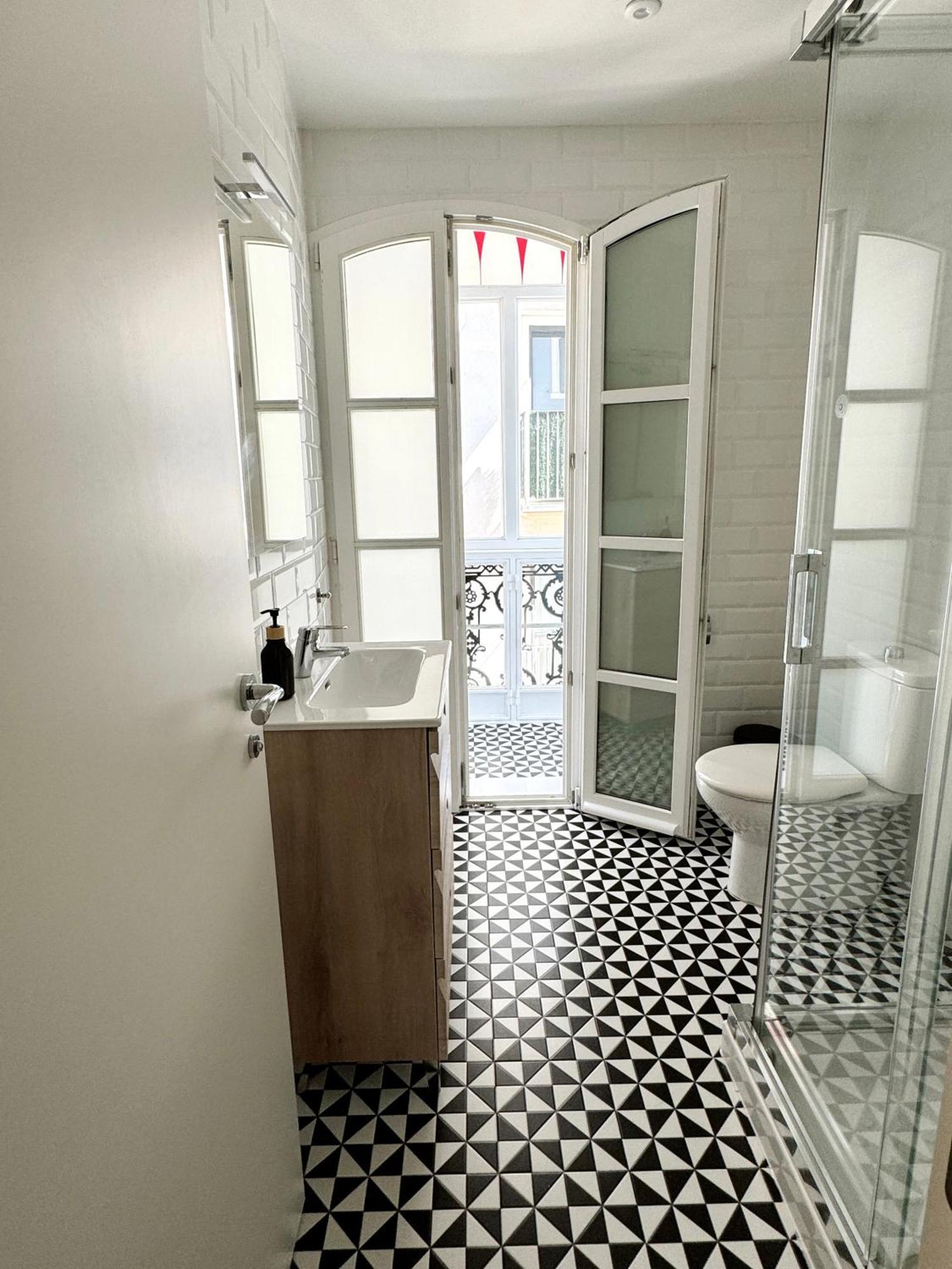Fabulous City Centre Apartment - Grand Central House 지브롤터 외부 사진