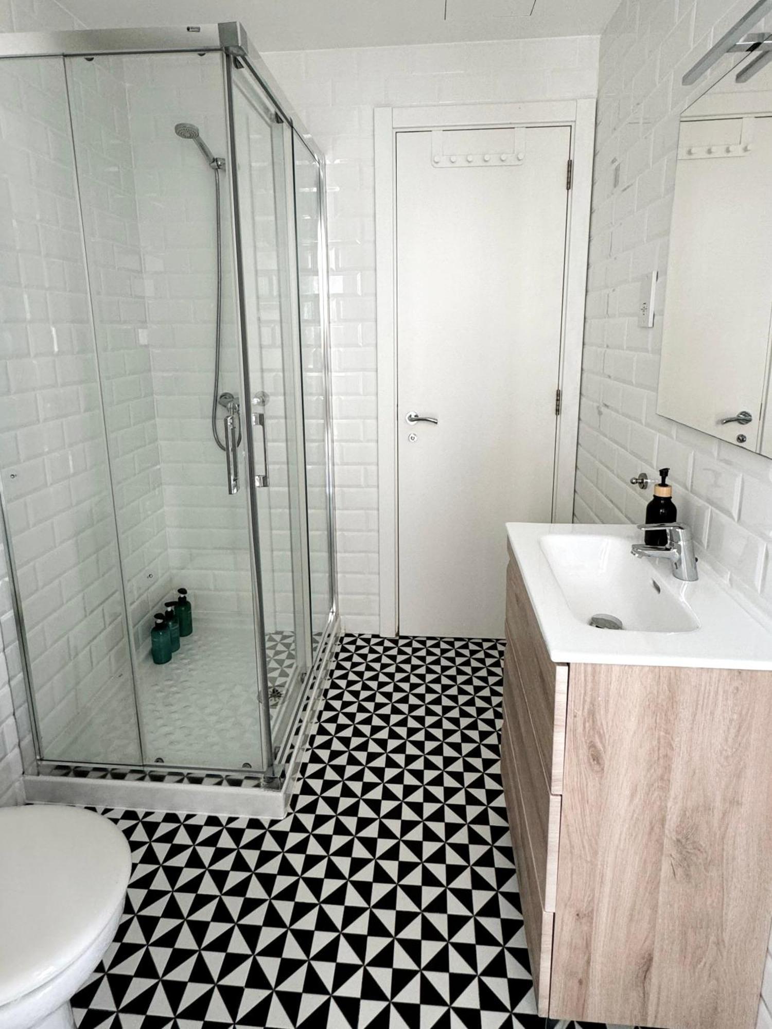 Fabulous City Centre Apartment - Grand Central House 지브롤터 외부 사진
